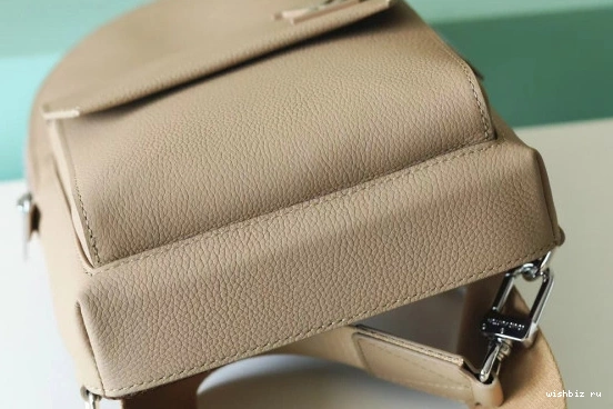 WIS Pilot VUITTON Slingbag LOUIS 0721